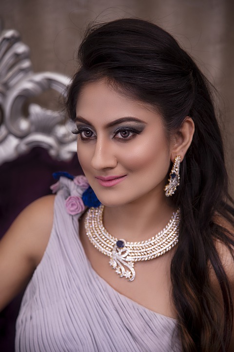 <span  class="uc_style_uc_tiles_grid_image_elementor_uc_items_attribute_title" style="color:#ffffff;">model-4255841_960_720</span>