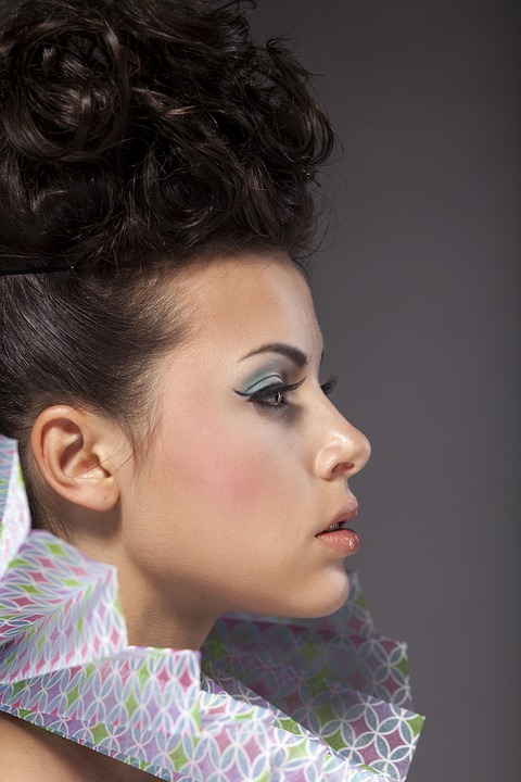 <span  class="uc_style_uc_tiles_grid_image_elementor_uc_items_attribute_title" style="color:#ffffff;">woman-3054812_960_720</span>